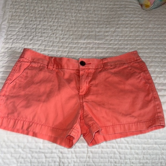Shorts 4 - Picture 1 of 4